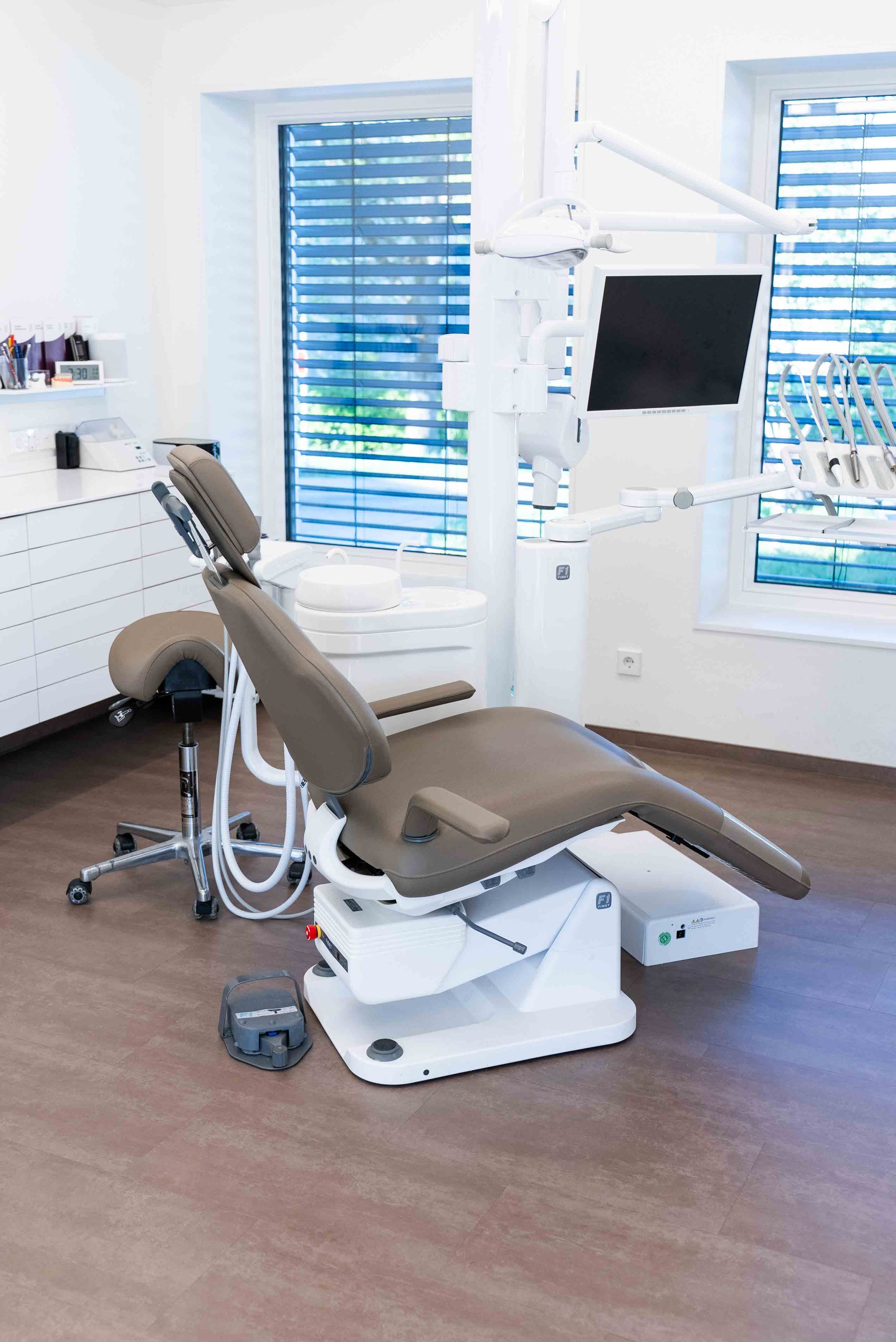 Modernes Behandlungszimmer