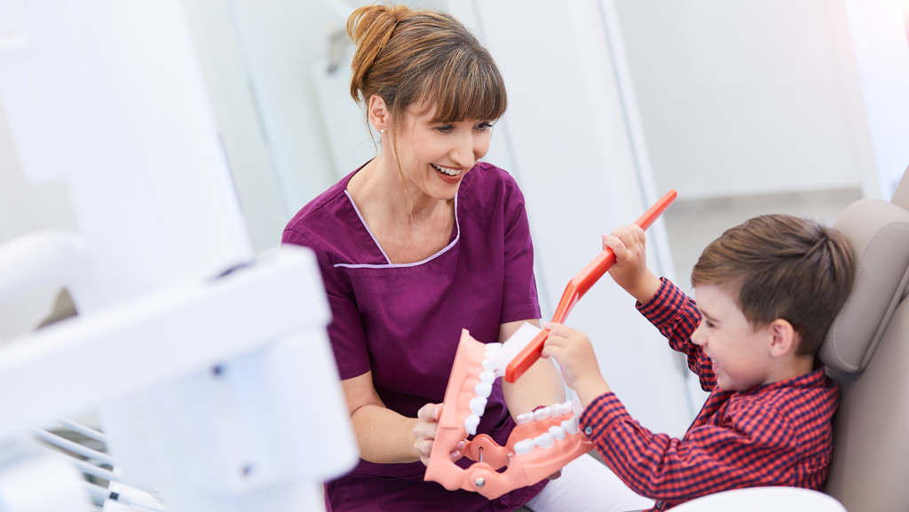 Familienzahnarzt – Kinderbehandlung