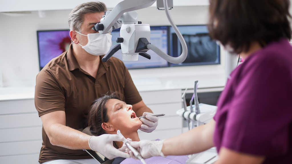 Wurzelbehandlung / Endodontie
